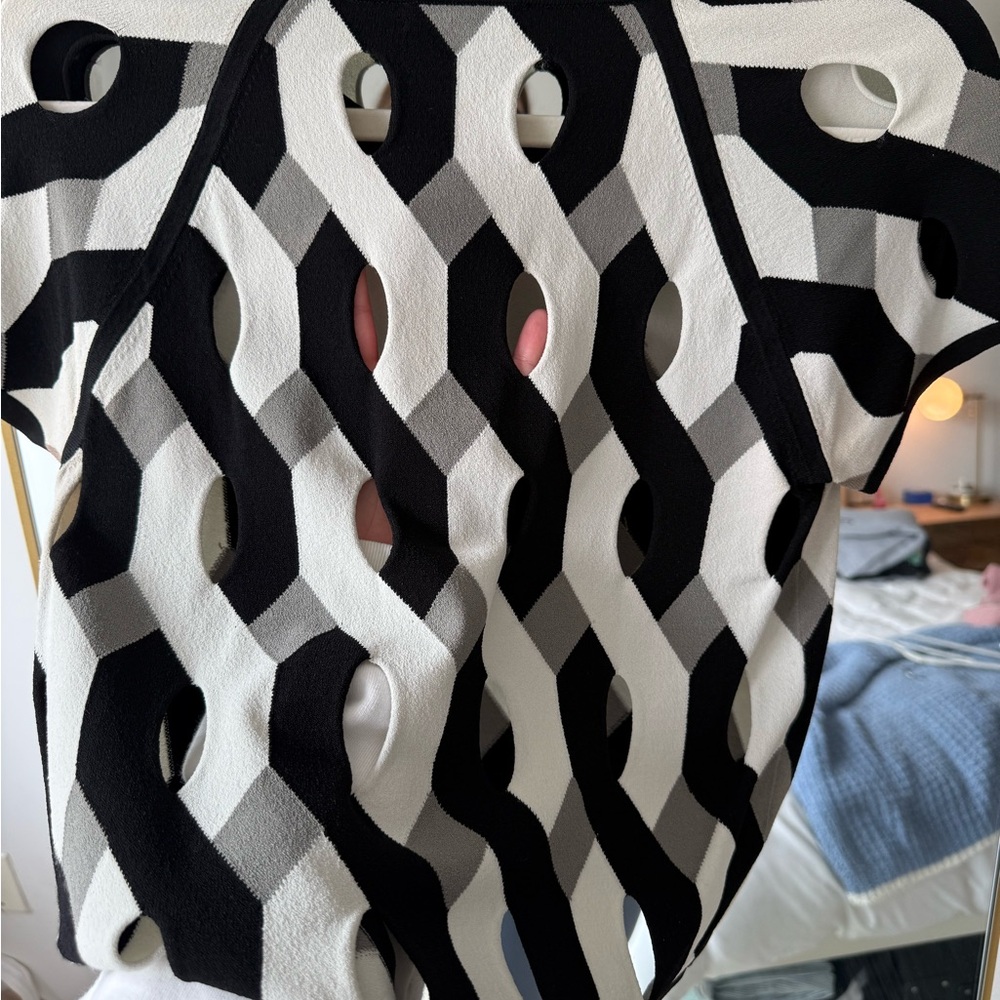 rag & bone Black White Gray Geometric Cutout Short Sleeve Top - Picture 4 of 4